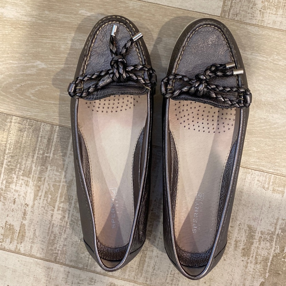 Sorry metallic pewter mattituck